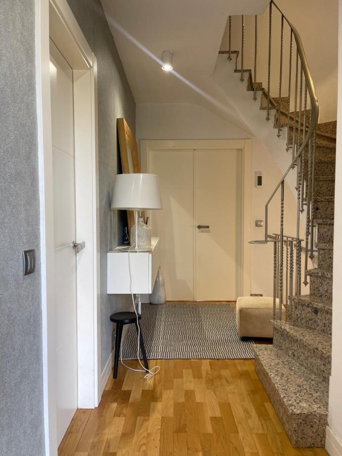 Estilosa Casa Golf Apartment Gorraiz Luaran gambar