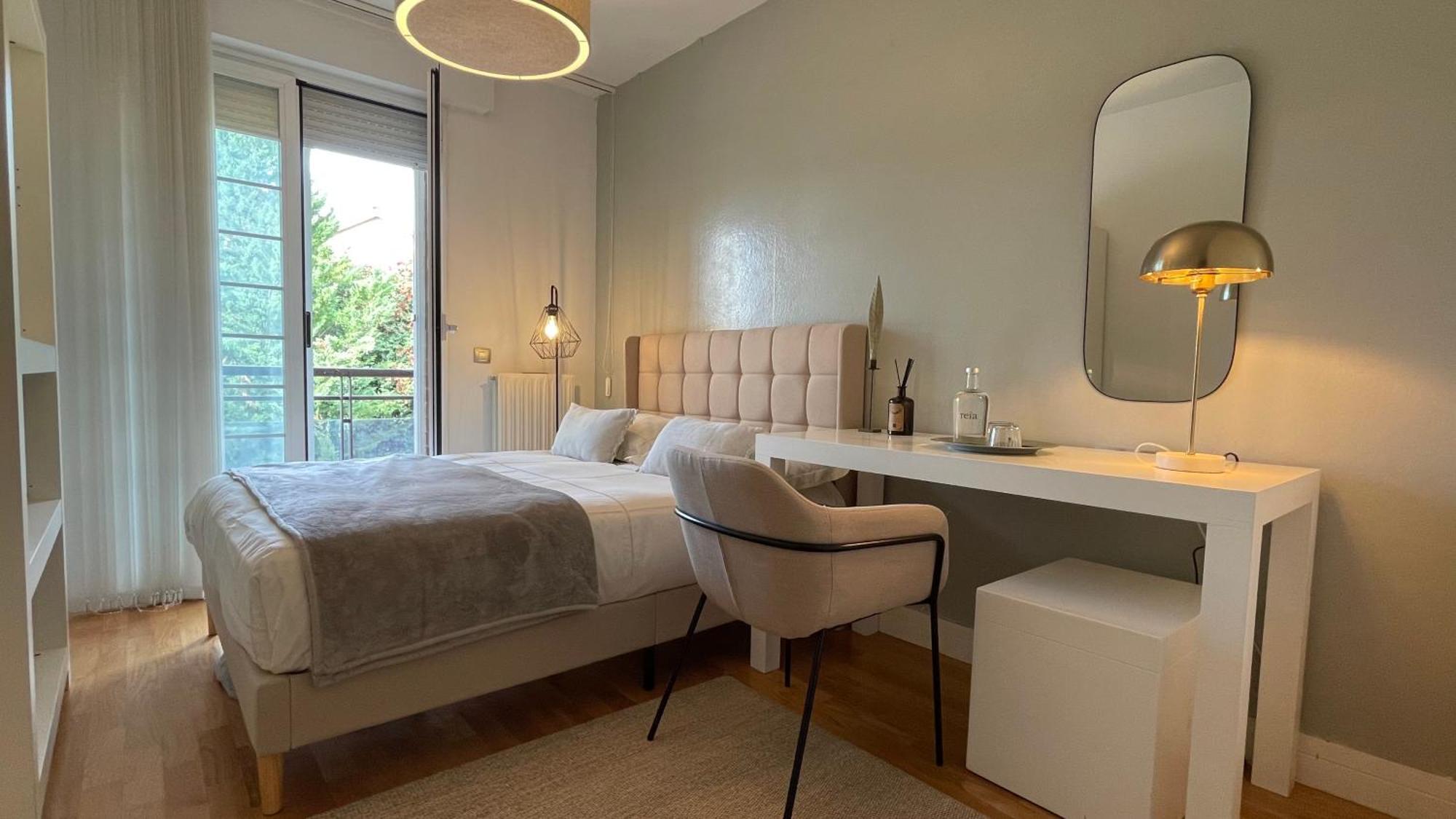 Estilosa Casa Golf Apartment Gorraiz Luaran gambar